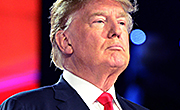 Nadchodzi Donald Trump