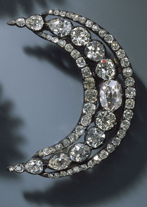 Jeden z przedmiotów skradzionych ze skarbca  