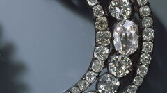 Jeden z przedmiotów skradzionych ze skarbca  