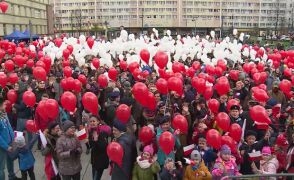 Niepodległościowa żywa kokarda w Rudzie Śląskiej