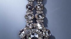 Jeden z przedmiotów skradzionych ze skarbca